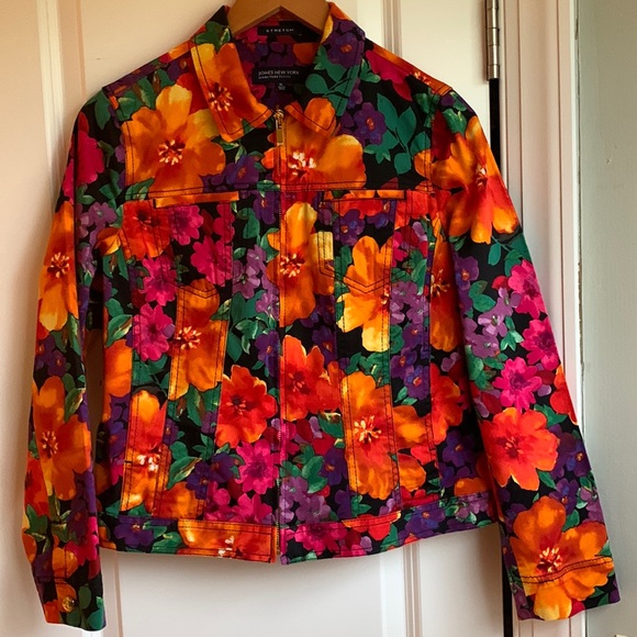 Jones New York Jackets & Blazers - Jones New York zipper jacket